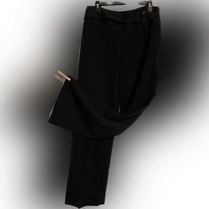SHARAGANO STUDIO PinStriped Wide Leg Dress Pants • Size 10 • Like New Condition